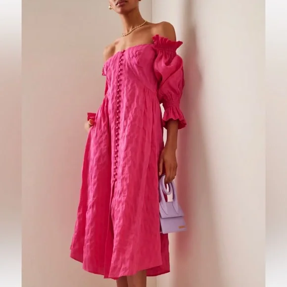 🌺🎉HP🎉🌺 NWT Cult Gaia Simona Off-The-Shoulder Ruffled Midi Dress Dragonfruit - Picture 3 of 16